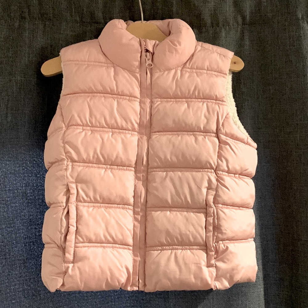 Gap Kids size small Puffy Vest